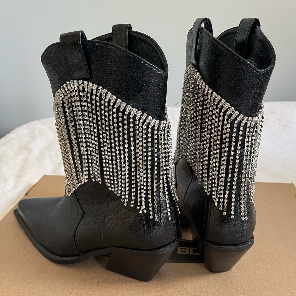 BILLINI Rhinestone cowboy boots (bought in Australia) - LIKE NEW